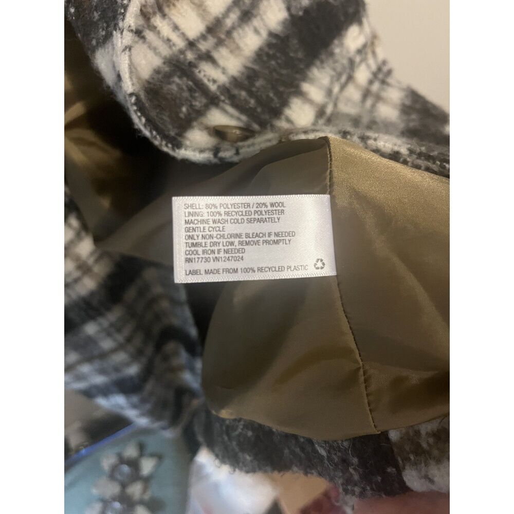 Universal Thread Jacket - Picture 6 of 6
